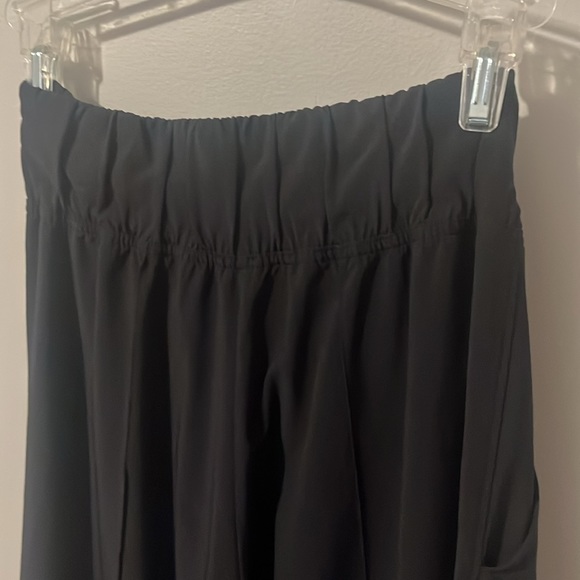 Lululemon Noir Pant
Black - Picture 11 of 16